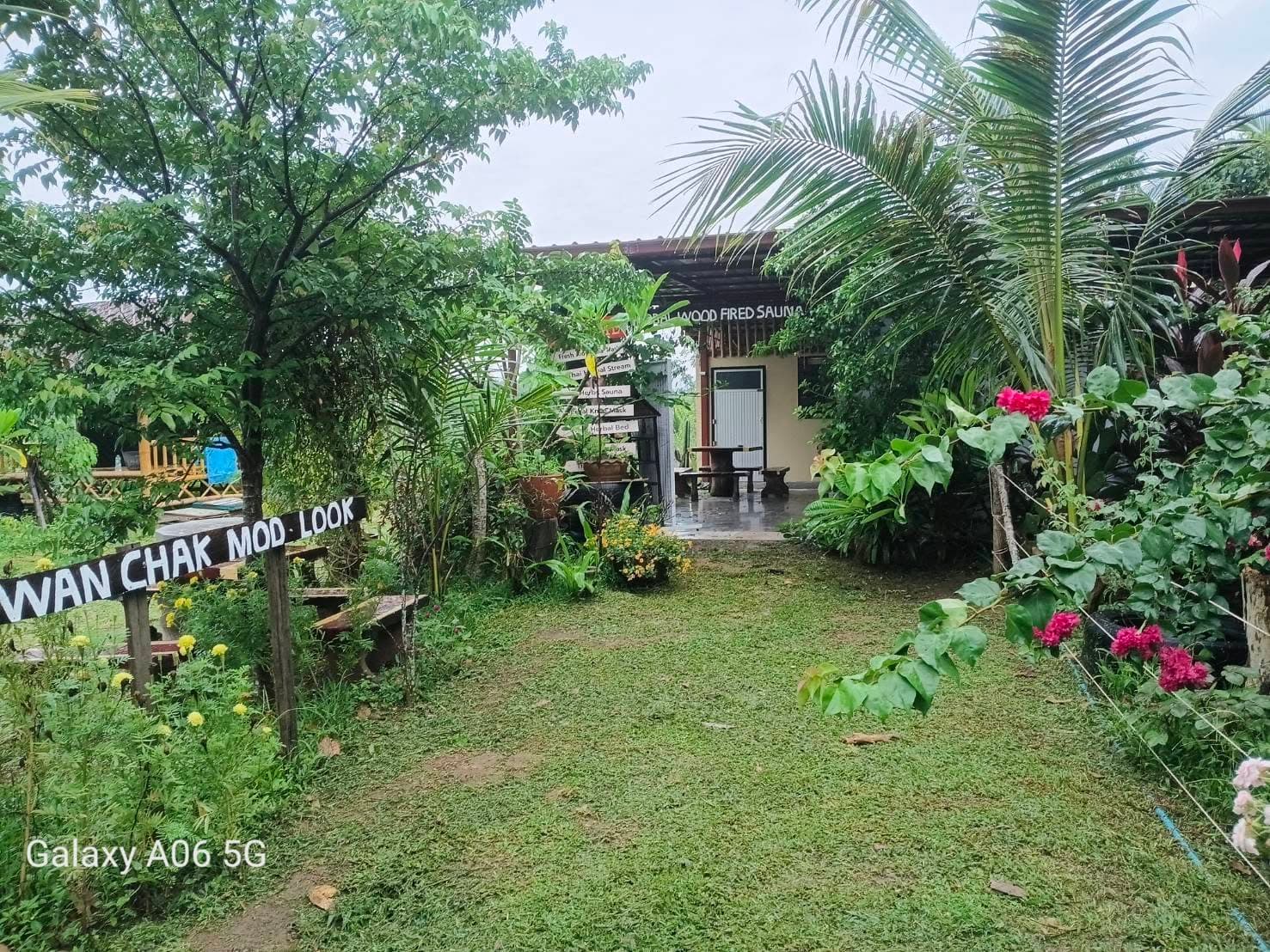 เรือนสวนวันโชติ